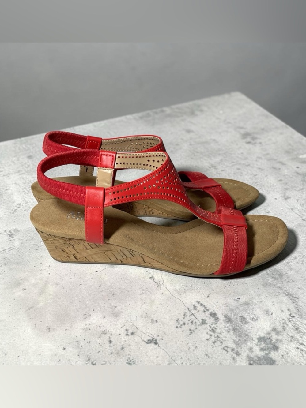 ALFANI Women's Coral T-Strap Step Round Toe Wedge Slip On Slingback Sandals New